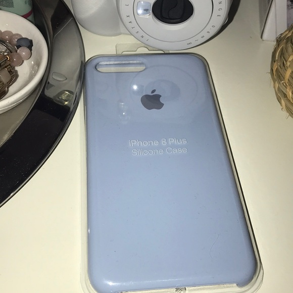 iPhone 8 plus silicone case - Picture 1 of 1